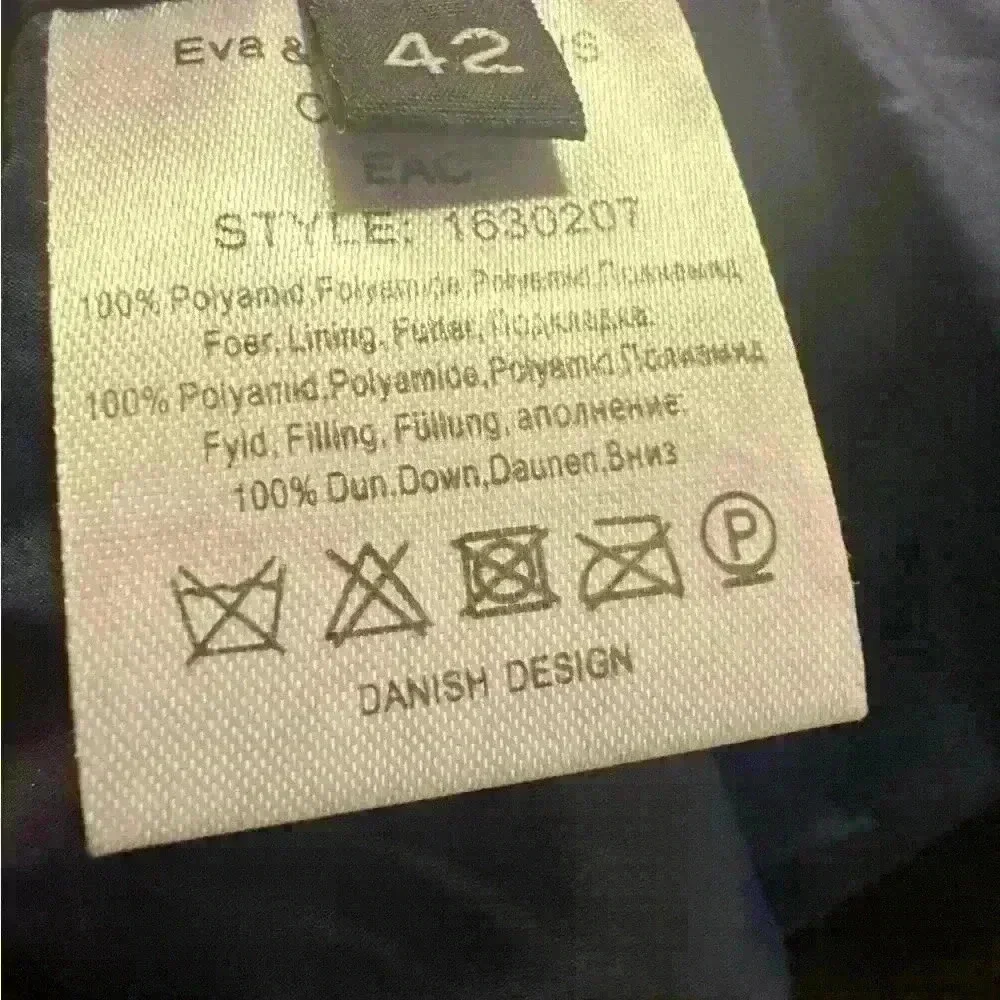 EVA&CLAUDI- Women’s Puffer Vest/ Black/ Size 42 Equivalent To Size L/12
